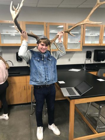 Ecology teacher takes on Antler lab