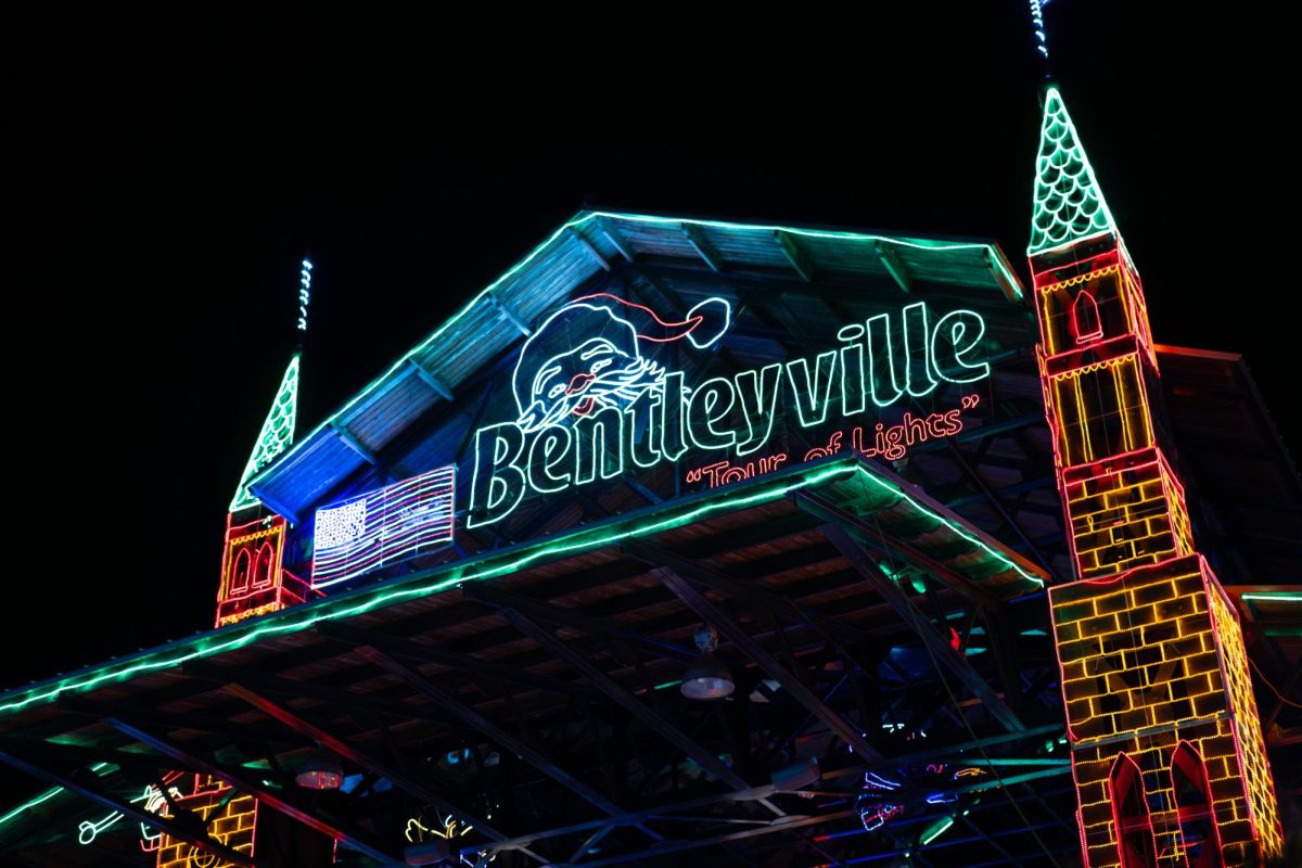  Volunteers sets up Bayfront with lights for the opening night on Nov. 18 at Bentleyville